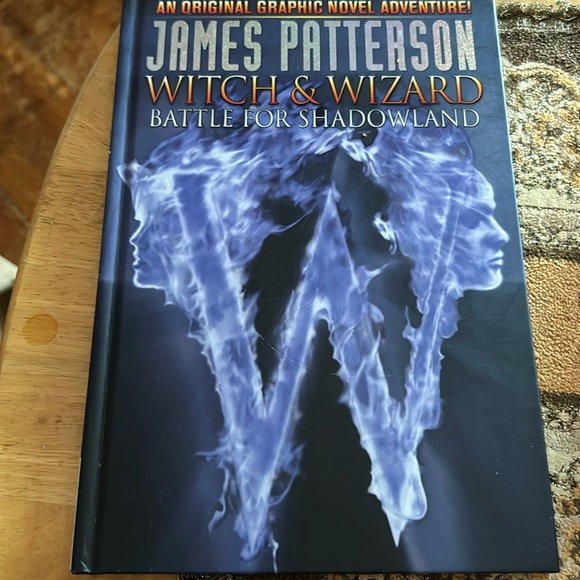 Book James Patterson WITCH & WIZARD Battle For Shadowland Graphic novel - Picture 1 of 7